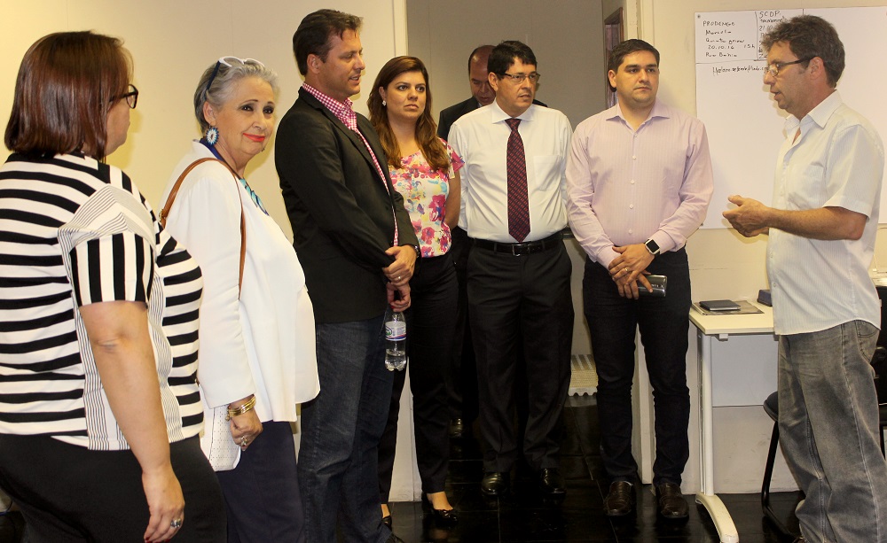 Dirigentes de diversos Ipems do país conhecem sede do Ipem-MG. Foto: Divulgação / Ipem-MG Dirigentes de diversos Ipems do país conhecem sede do Ipem-MG. Foto: Divulgação / Ipem-MG