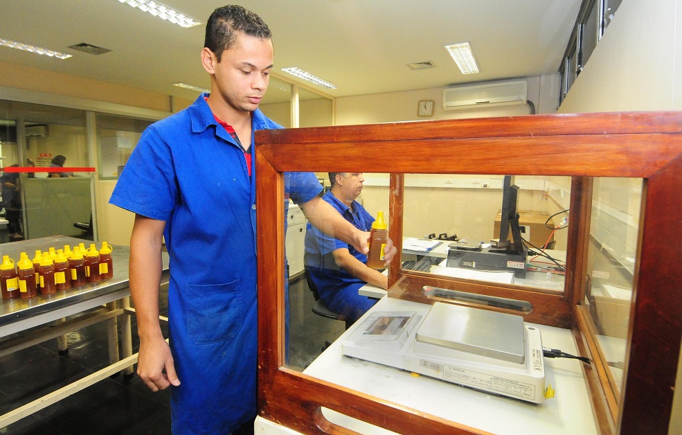O Dia do Consumidor foi criado em 1962 pelo presidente americano John F. Kennedy. Foto: Omar Freire / Ipem-MG
