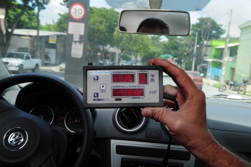 Anualmente os radares devem ser verificados pelo Ipem-MG. Foto: Omar Freire/ Imprensa MG 