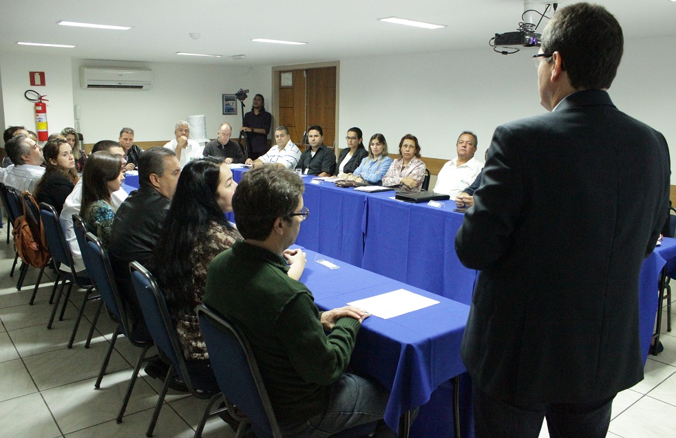 Durante encontro, gestores do Ipem-MG trocaram experiências e definiram ações para o segundo semestre deste ano. Foto: Fernanda Toussaint / Ipem-MG